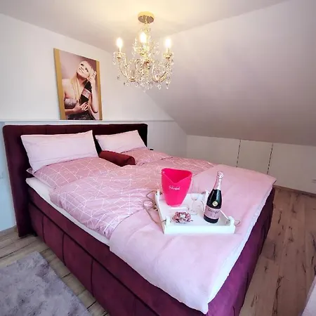 Stengels Sekt Apartament *